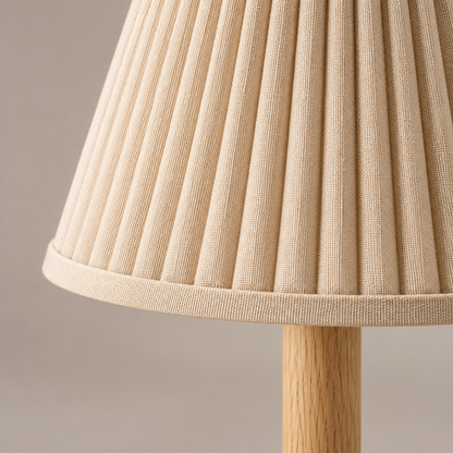 Everlumaor Wood-Look Pleated Shade Table Lamp