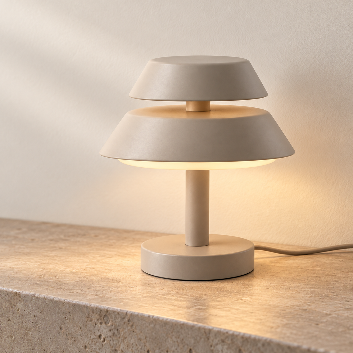 Everlumaor Taupe Layered Shade Table Lamp