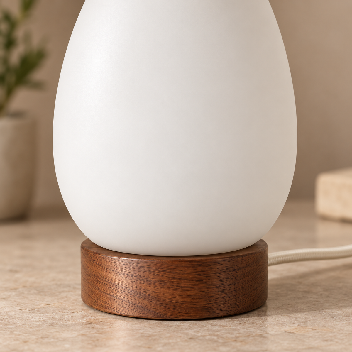 Everlumaor Frosted Glass-Look Oval Table Lamp