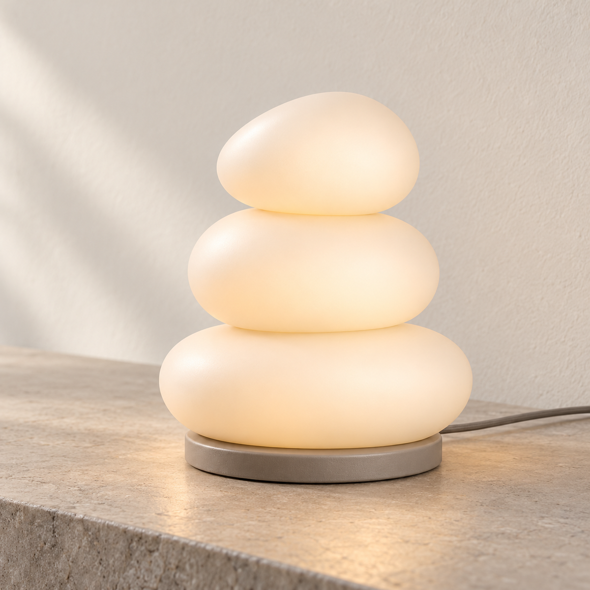 Everlumaor Stacked Pebble Glow Table Lamp